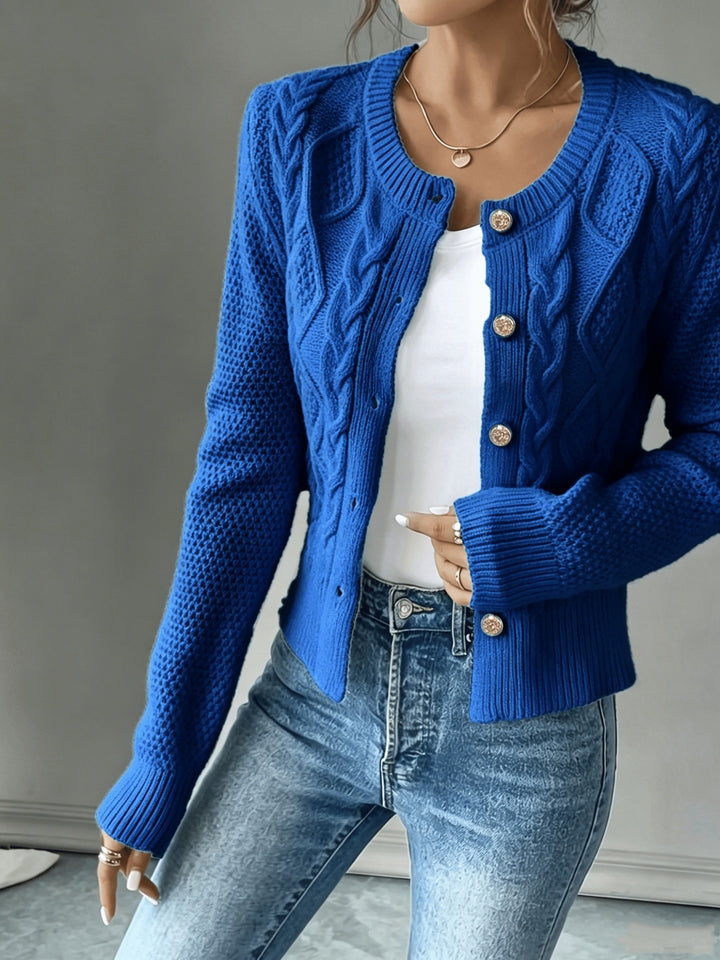 Ariane | Gilet Torsadé à Boutons Dorés