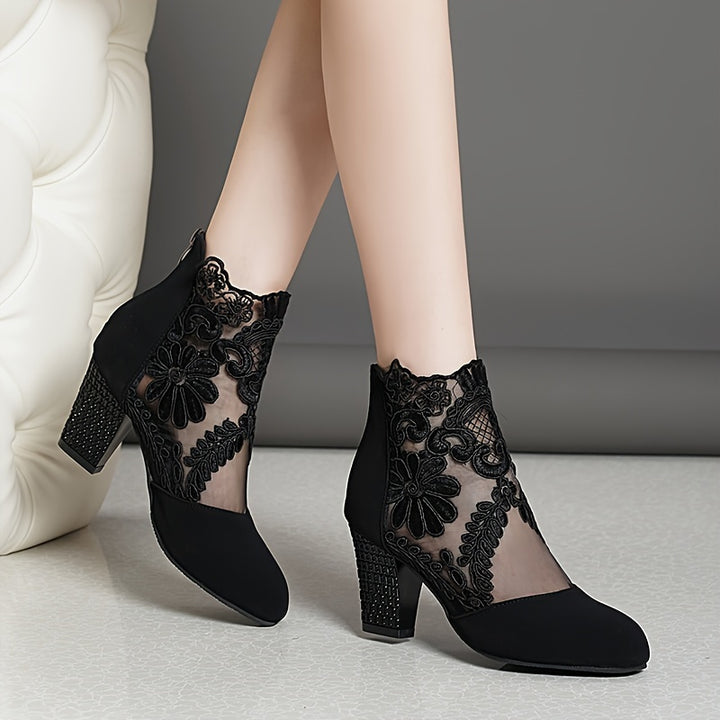 Blanche | Bottines Élégantes à Dentelle Fleurie