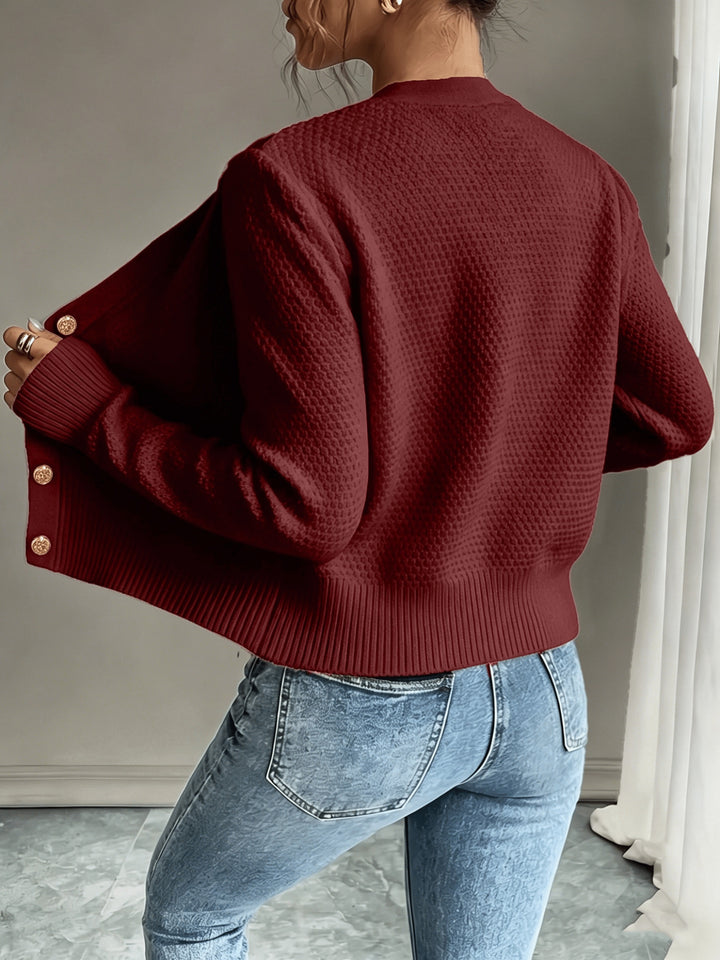 Ariane | Gilet Torsadé à Boutons Dorés