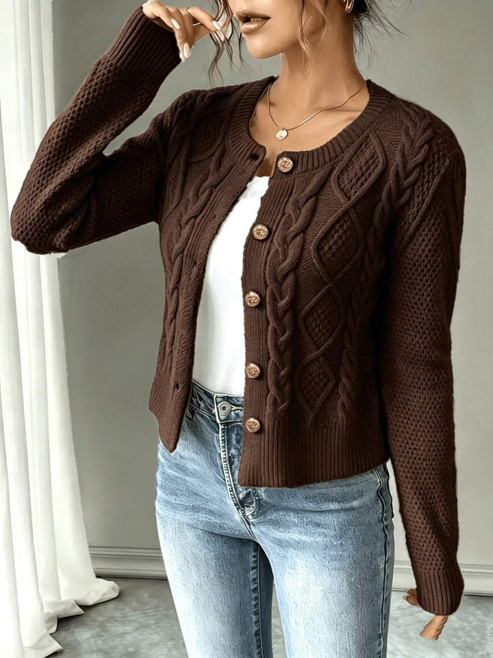 Ariane | Gilet Torsadé à Boutons Dorés