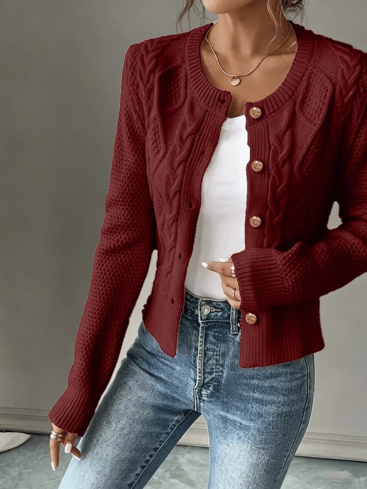 Ariane | Gilet Torsadé à Boutons Dorés