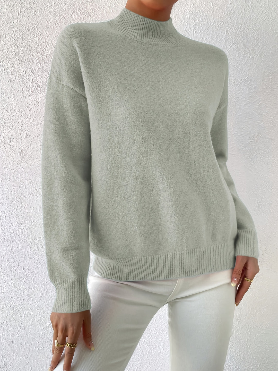 Geneviève | Pull Élégant Col Montant Épaules Tombantes