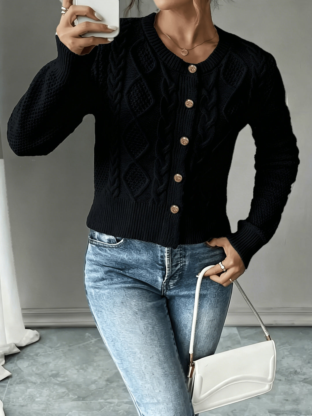 Ariane | Gilet Torsadé à Boutons Dorés